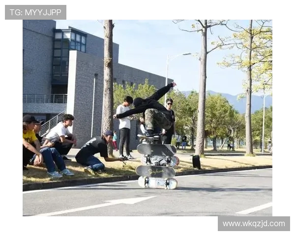 武汉滑板队战术揭秘：滑板巨献背后的团队精神与技巧分析